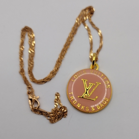 Louis Vuitton 25mm Trunks & Bags Round Zipper Pull-Pink - Picture 3 of 6